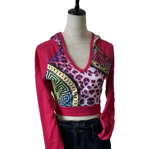 Red Fox Cropped Sweatshirt Hoodie pattern on front and hood size Small - Picture 1 of 6